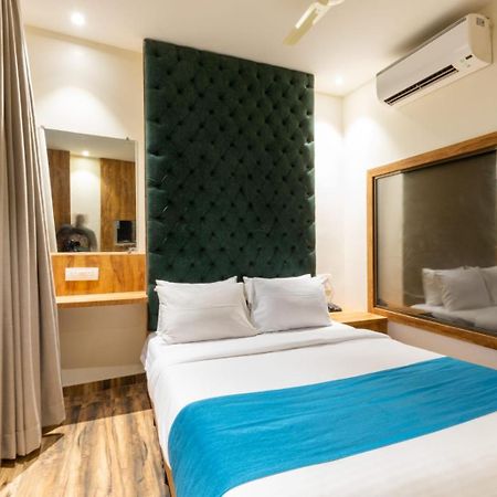 Prince Hotel Mumbai Exterior photo